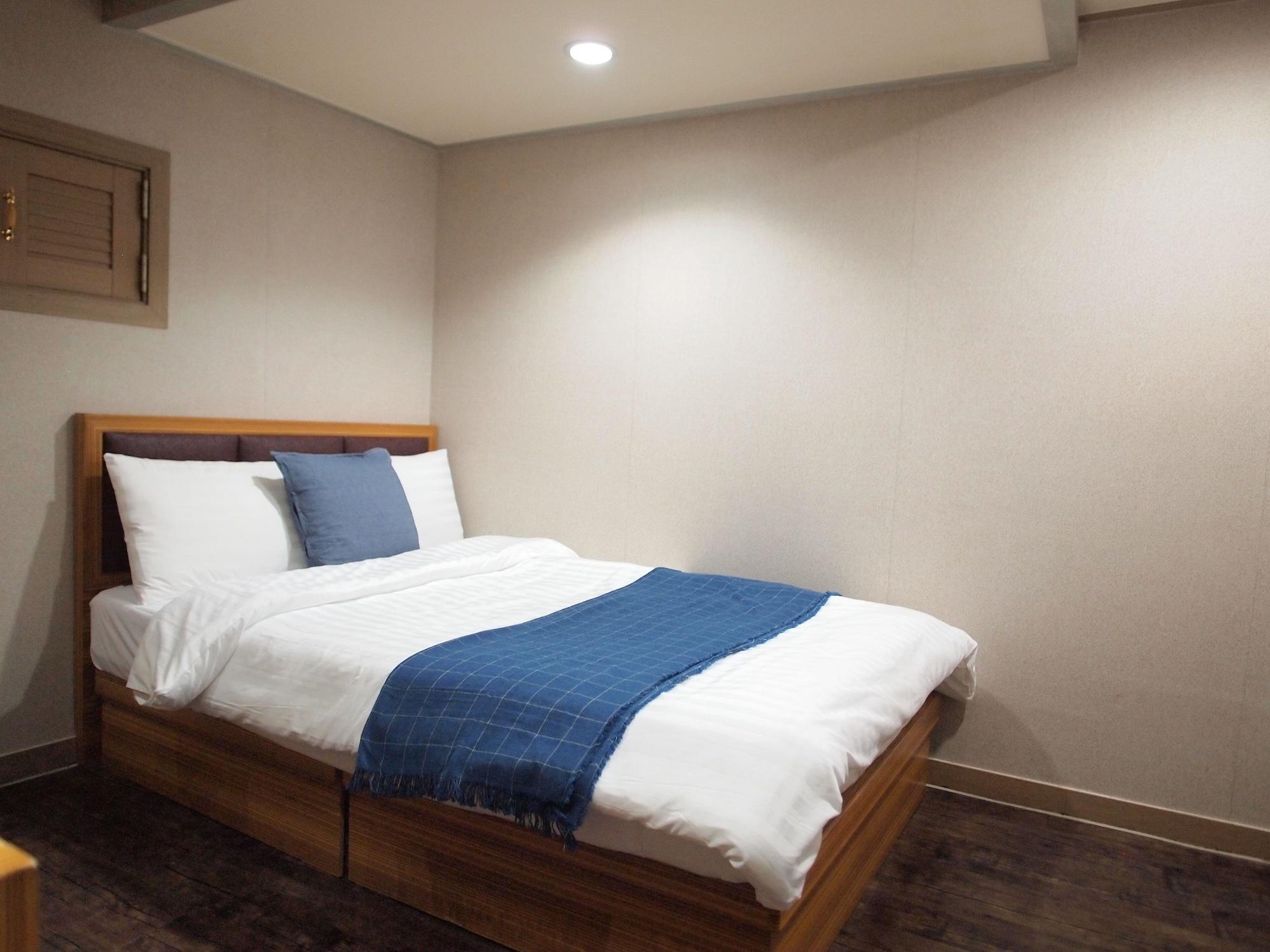Hostel J Stay Сеул Екстериор снимка