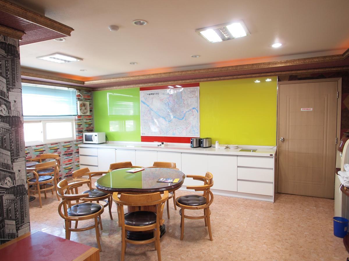 Hostel J Stay Сеул Екстериор снимка