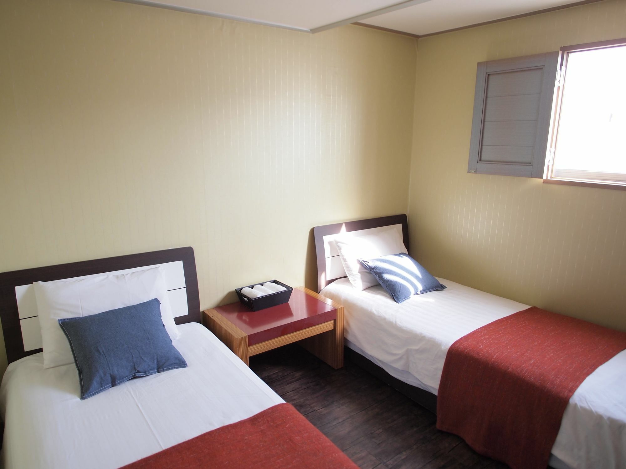 Hostel J Stay Сеул Екстериор снимка